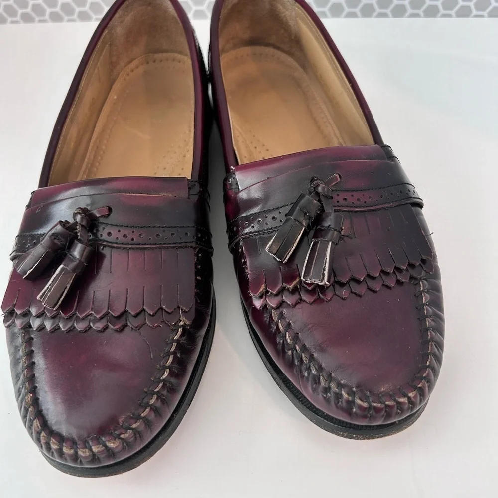 GH Bass & Co Weejuns Niles Men 9 1/2D Leather Tassel Burgundy Loafer Dress Shoe